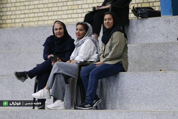 گزارش تصویری اختصاصی/ دیدار تیم های فوتسال بانوان ایران زمین ملارد و فولاد هرمزگان