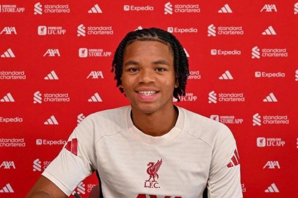 پدیده جوان تا ۲۰۲۸ با لیورپول قرارداد بست