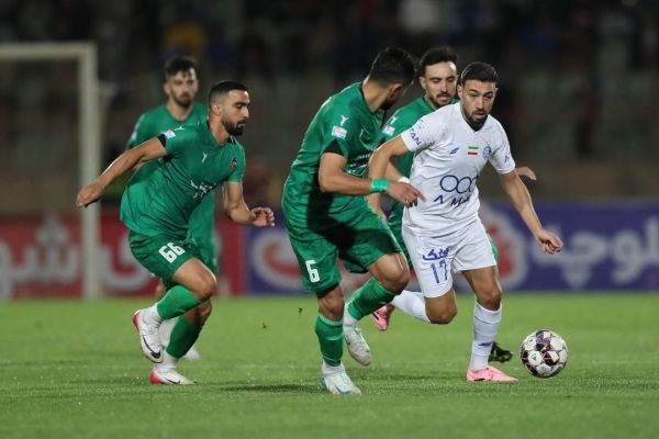 سورگی میتوانستیم در دقیقه اول و سوم به استقلال گل بزنیم