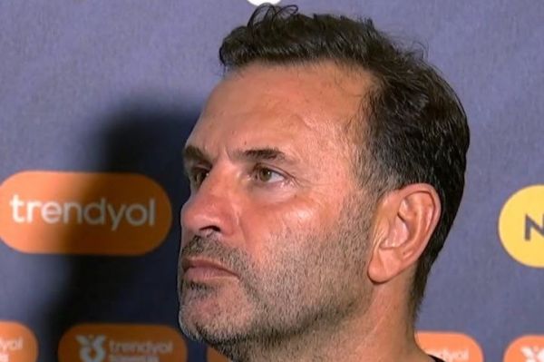 اوکان بروک لیورپول فقط با گلهای شانسی میبرد