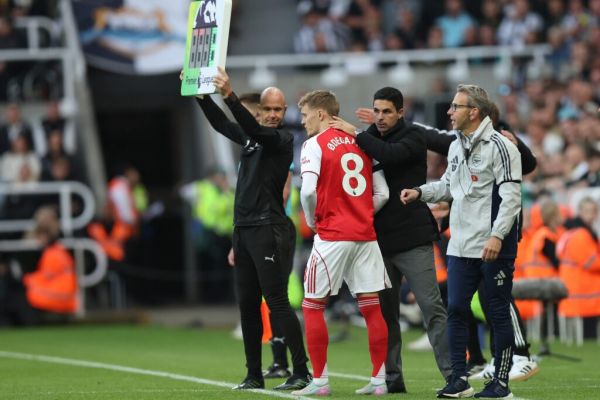  سرمربی نیوکاسل  این بازیکن باعث شد تا آرسنال برنده شود