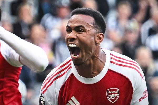  نیوکاسل حریف محبوب آرسنال در لیگ جزیره