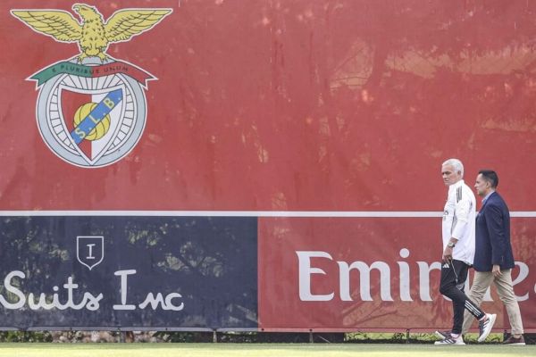 رضایت کامل بنفیکا از ژوزه مورینیو