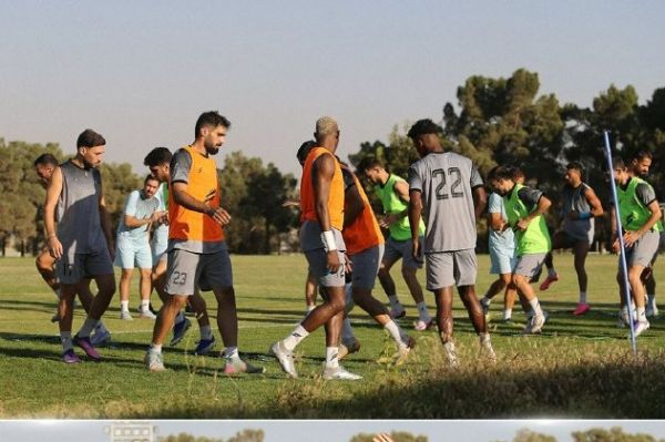  گزارش تصویری  تصاویری از تمرین امروز  دوشنبه  تیم فوتبال استقلال