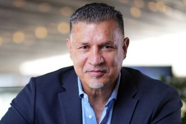  واکنش دایی به عکس جعلی؛ در صحت و سلامت هستم