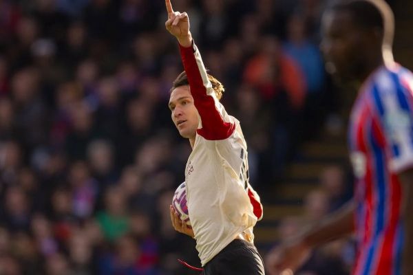 وینگر ایتالیایی غایب قطعی لیورپول برابر گالاتاسرای