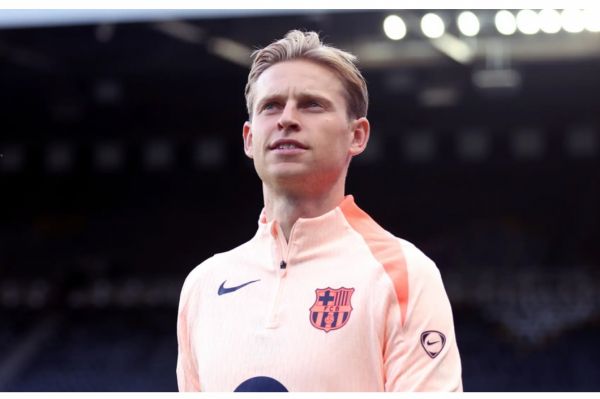  دلیل تاخیر تمدید قرارداد دی یونگ با بارسلونا