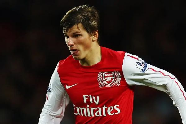  حمایت ستاره سابق آرسنال از حریف رئال مادرید