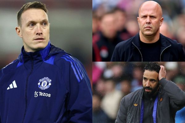  فیل جونز و ترجیح دادن مربی اخراجی منچستریونایتد به اسلوت و آموریم