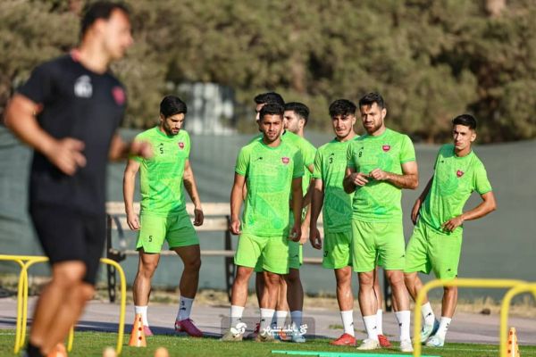 برنامه ویژه سرخپوشان در تمرین ۷۵ دقیقهای