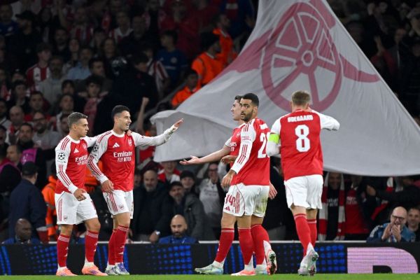 برتری آرسنال مقابل المپیاکوس در حضور ۲۸ دقیقهای مهدی طارمی