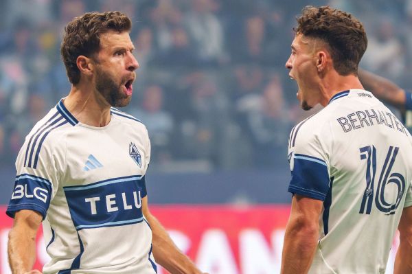  توماس مولر همچنان به کسب جام‌ها ادامه می‌دهد