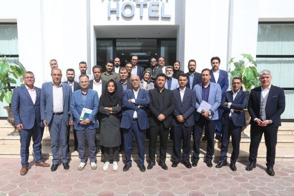 گردهمایی بزرگ مسئولان حقوقی باشگاههای لیگ برتر و لیگ یک