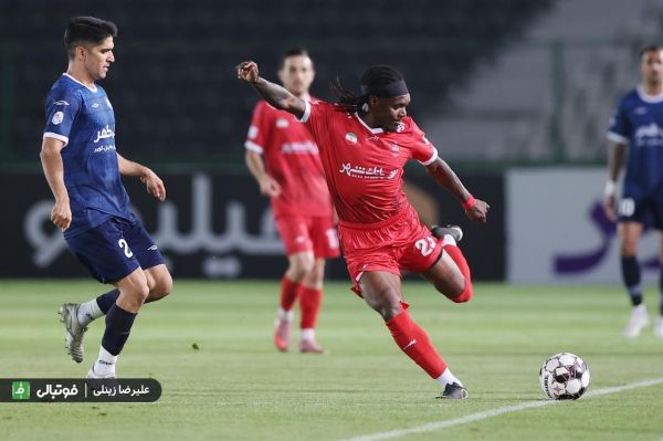  تعویض بیفوما و فرشاد در دقیقه 59؛ هاشمیان زود دست به‌کار شد