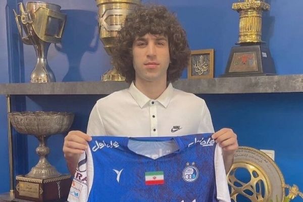 وقتی قرارداد منتظر محمد با استقلال ریالی بسته شد