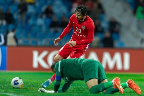 حمایت سرمربی تیم ملی از سردار آزمون؛ در کنار تو هستیم