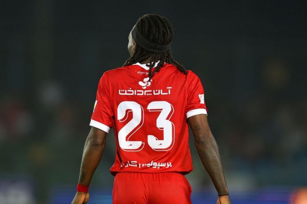 بیفوما روی اعصاب هواداران پرسپولیس؛ سه امتیاز برای او مهم نیست