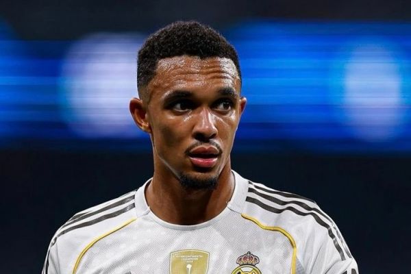  بازگشت زودهنگام ترنت الکساندر آرنولد به میادین