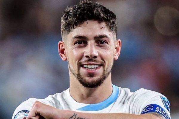 فده والورده از اردوی تیم ملی اروگوئه کنار گذاشته شد