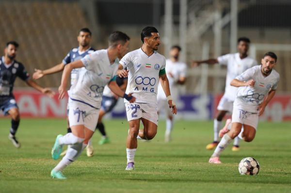 دوری یک ماهه مدافع راست استقلال از میادین