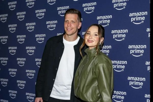  شوخی دروازه‌بان بارسلونا  همسرم از خانه بیرونم کرد