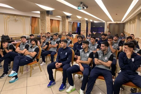 برگزاری جلسه فنی تیم ملی امید با حضور بازیکنان