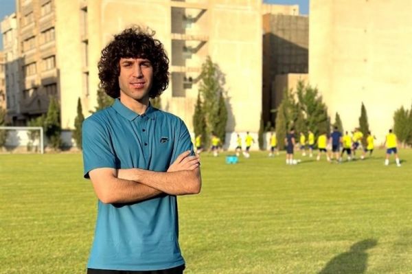  دسته‌گل تازه مدیران استقلال  برای دفاعیه از هوش مصنوعی کمک گرفته‌اند