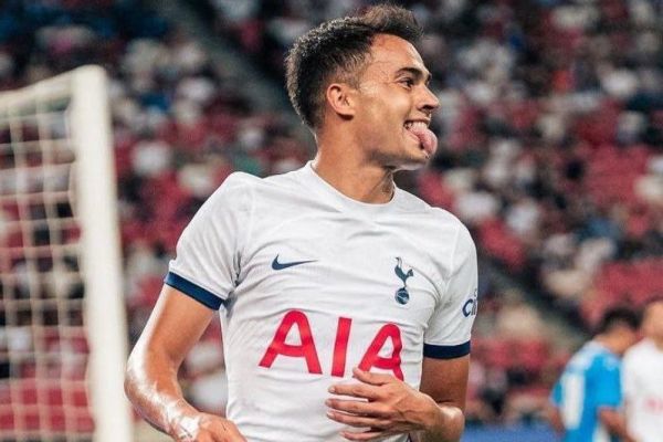  سرخیو رگیلون در آستانه هم‌تیمی شدن با لیونل مسی