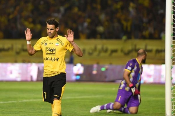  روایت آل کثیر از دلایل جدایی‌اش از پرسپولیس و رفتن به سپاهان  من احترام می‌خواستم