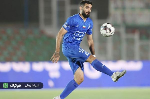  درباره پاسخ طاهری به تمرین آقاسی در پارک؛ حرفه‌ای نیست استاد