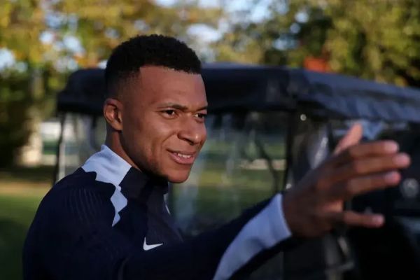 صحبتهای امباپه پیش از رویارویی با جمهوری آذربایجان