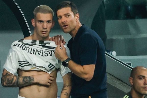 مصدومیت ماستانتونو جدی شد؛ بازگشت به مادرید برای ریکاوری