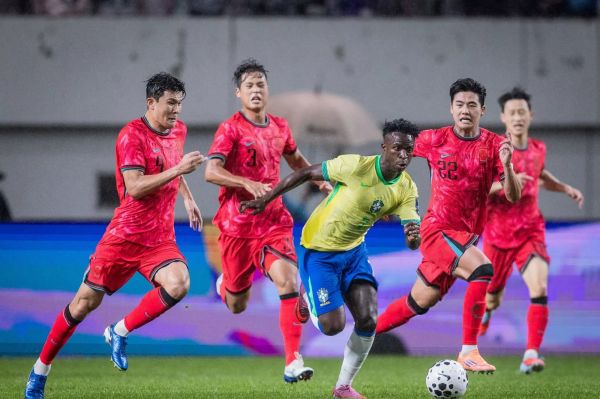 تعریف و تمجید ویژه وینیسیوس از کارلو آنچلوتی