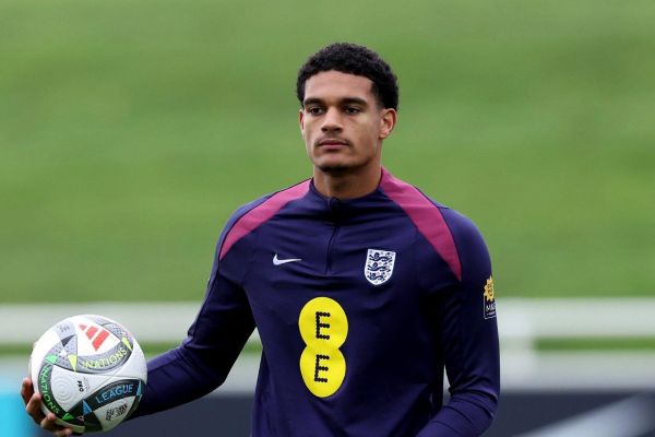  مصدومیت مدافع میانی جوان انگلیس