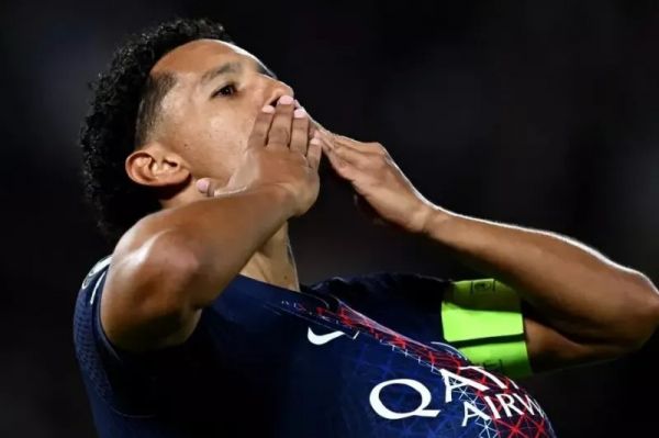  پاریسن ژرمن آماده برای خداحافظی با کاپیتانش