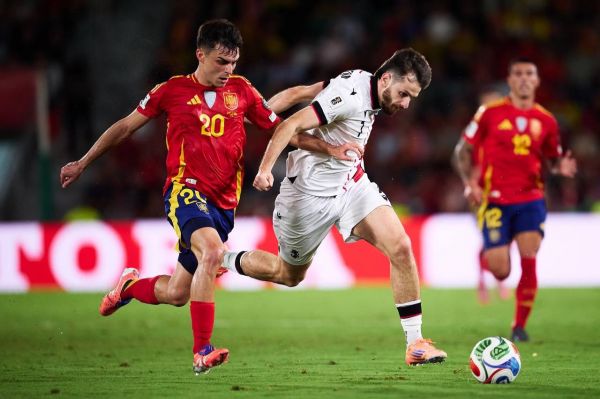  برد خفیف لاروخا و حفظ روند پیروزی