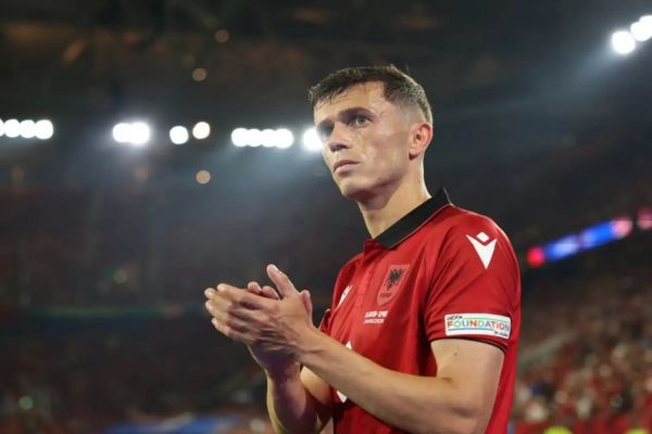  آسانی، نیمکت‌نشین در آلبانی؛ زنگ خطر برای یاسر