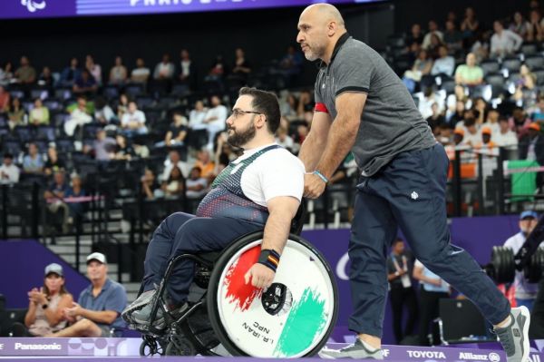  پاراوزنه‌برداری هم می‌درخشد؛ رستمی به مدال نقره رسید