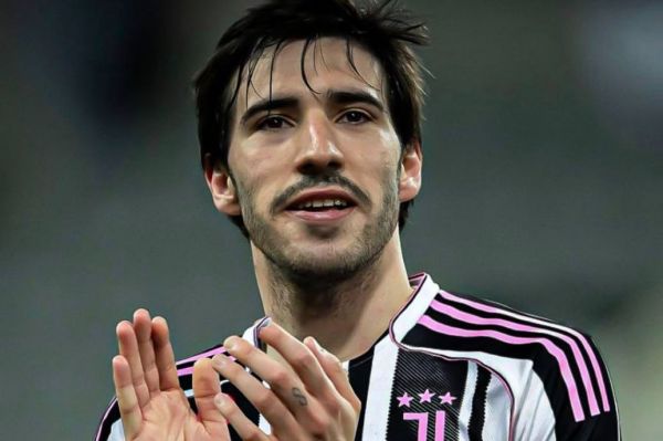  ستاره تیم ملی ایتالیا پیشنهاد تمدید نیوکاسل را رد کرد