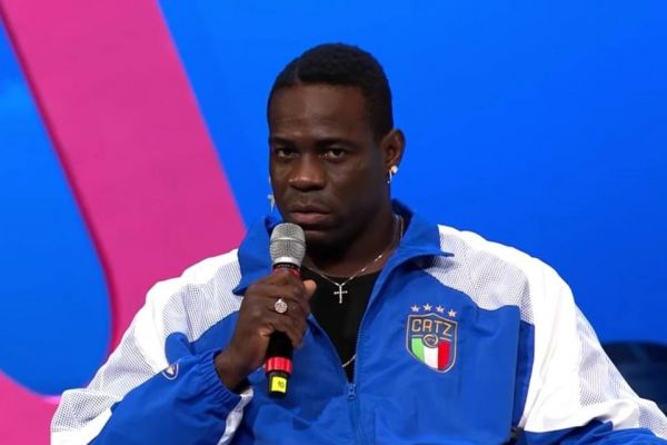  بالوتلی  انتقال من به بارسلونا در ۱۵ سالگی به خاطر مسائل مالی انجام نشد