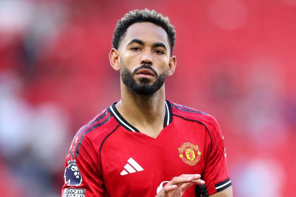  ستاره برزیلی  مجبور به بازی در پست مهاجم شدم