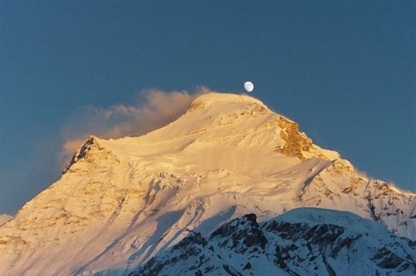 ورود حسامیفرد به باشگاه ۸۰۰۰ متریهای جهان