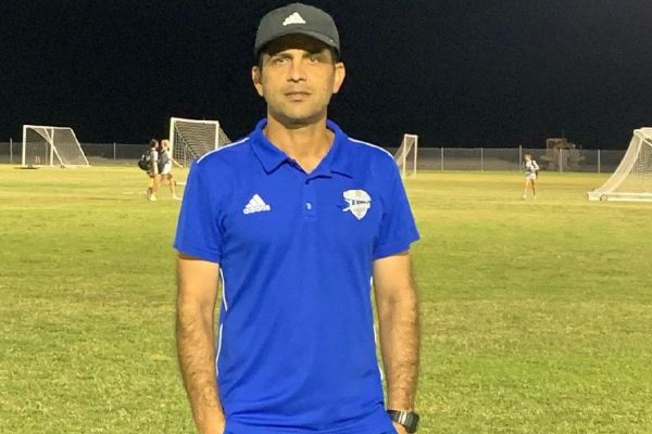  داریوش یزدانی  از استقلال فقط یک اسم مانده است  عکس