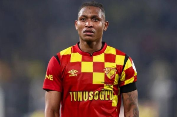 بازیکنی که نصف تیم تانزانیاست