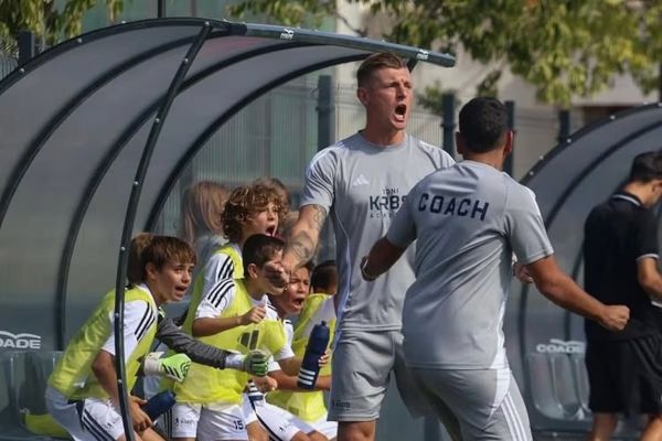 تونی کروس و آکادمی ویژهای که راهاندازی کرده است