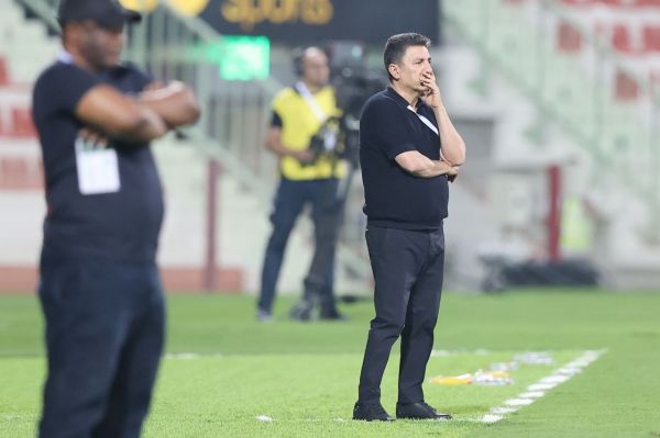 قلعهنویی بازیکنی که قرارداد ۷۰۰هزار دلاری دارد باید نگرش حرفهای هم داشته باشد