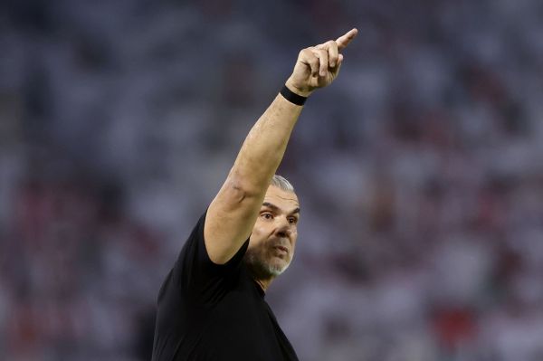 سرمربی امارات و ناعادلانه دانستن باخت تیمش مقابل قطر