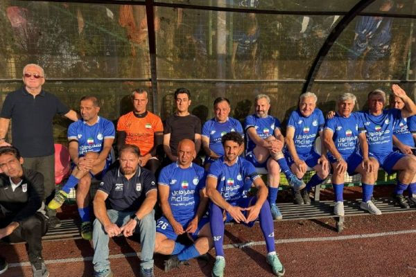  علی تاجرنیا، کاپیتان پیشکسوتان استقلال در فینال