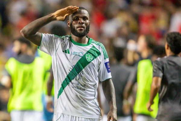 یوونتوس در پی بازگرداندن ستاره سابق میلان به سری آ