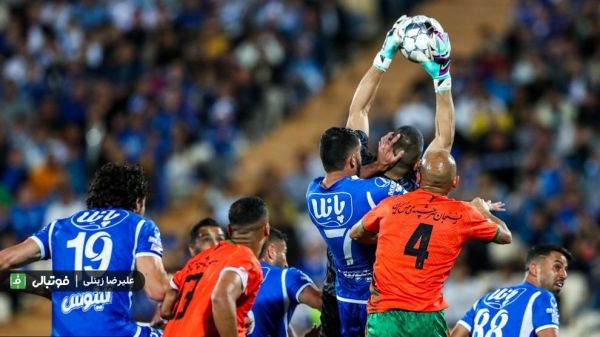 «فوتبالی» و گلهای برتر استقلال به مس؛ چه زندگی زیبایی ویدیو